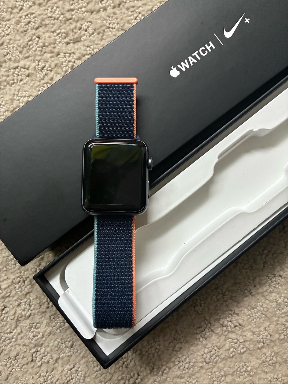 Apple Nike Watch Series 2, 42m in Space Gray Aluminum